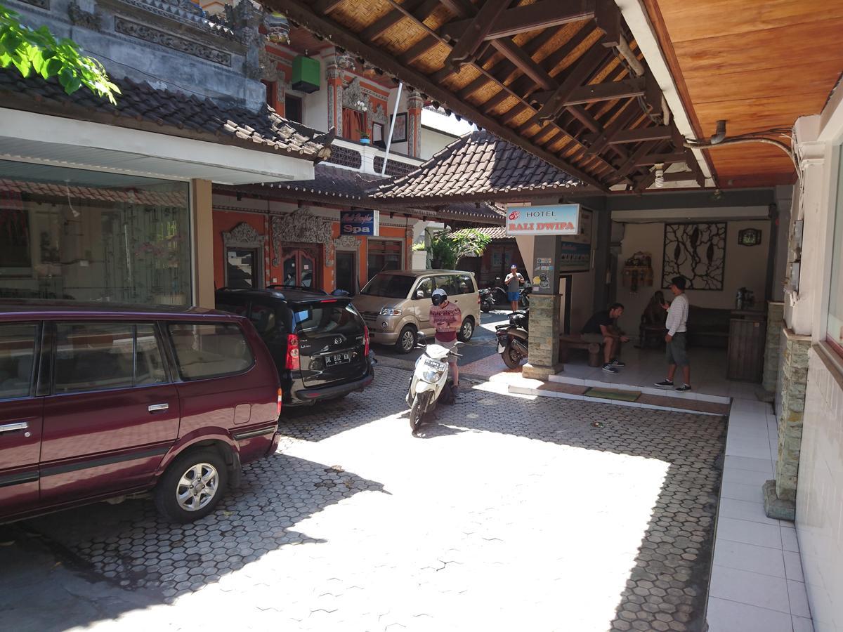 Bali Dwipa Hotel Kuta  Exterior photo